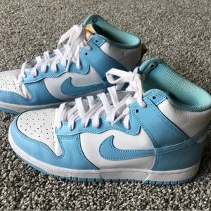 Nike dunk high top blue chill tennis shoes color men’s size 7/women’s size 8.5
